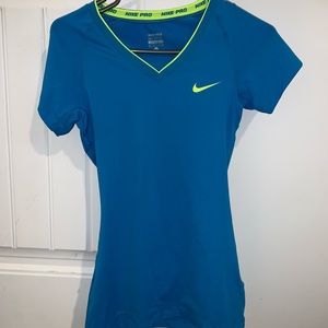 Nike sport t-shirts